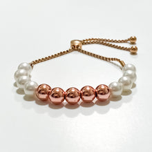 Load image into Gallery viewer, Pearl &amp; Rose Gold Bracelet