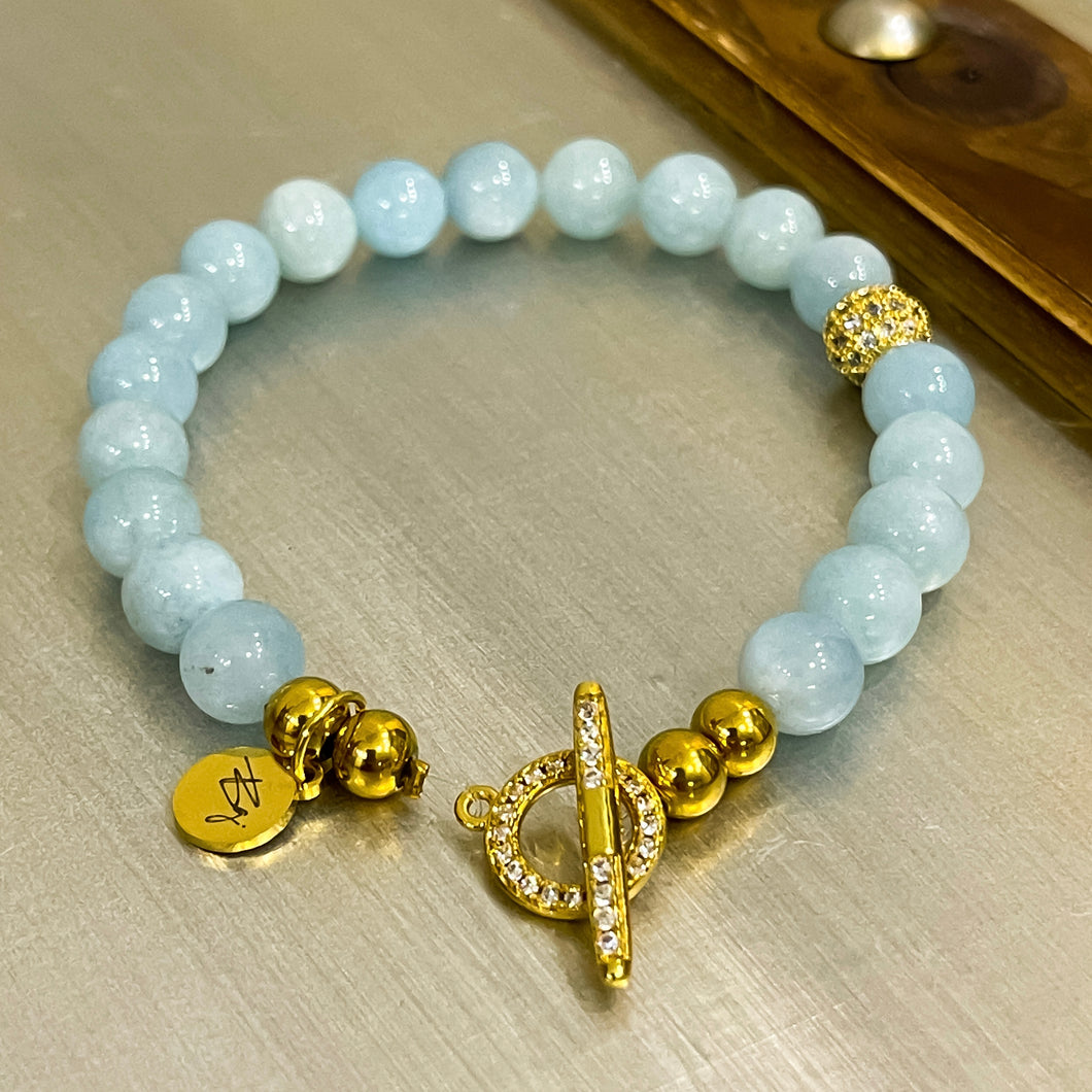 Pop of Gold Aquamarine Bracelet